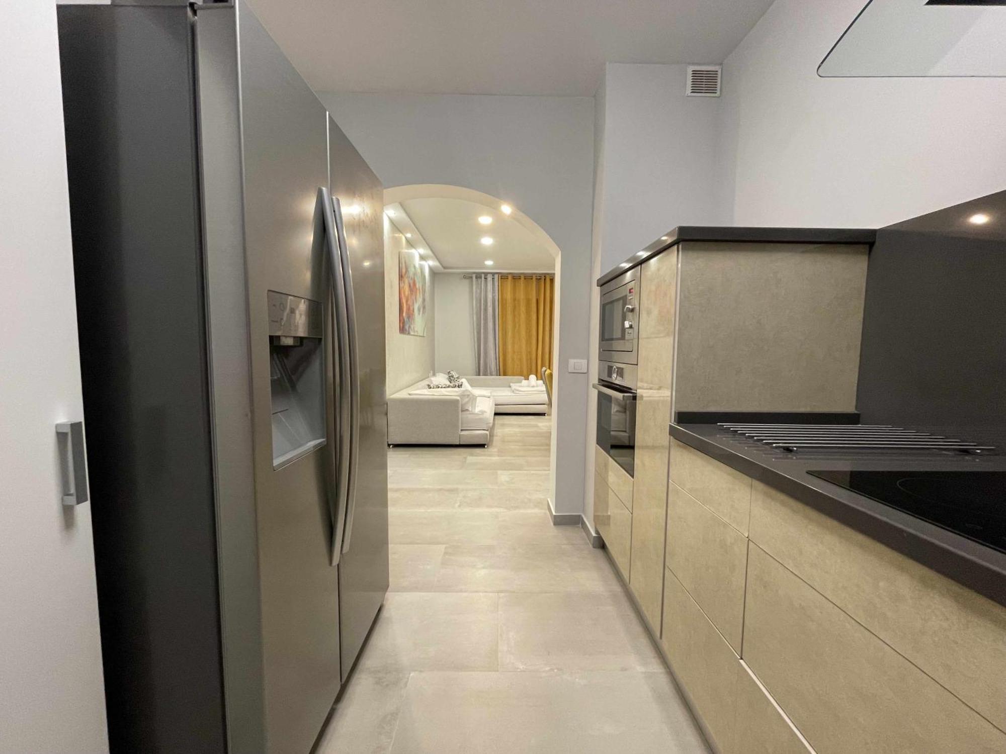 Markethome Bouganvilla 아데제 외부 사진