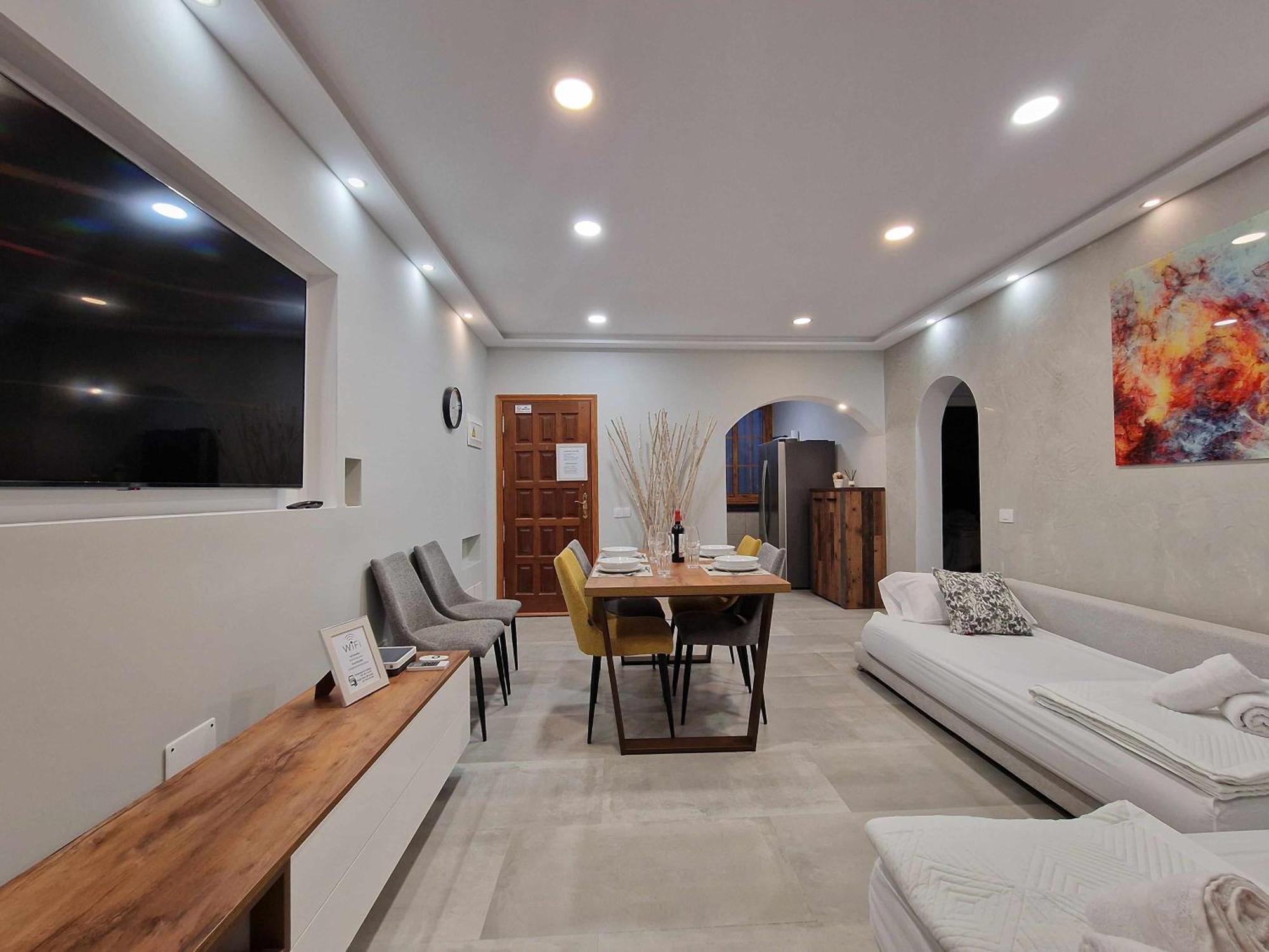 Markethome Bouganvilla 아데제 외부 사진