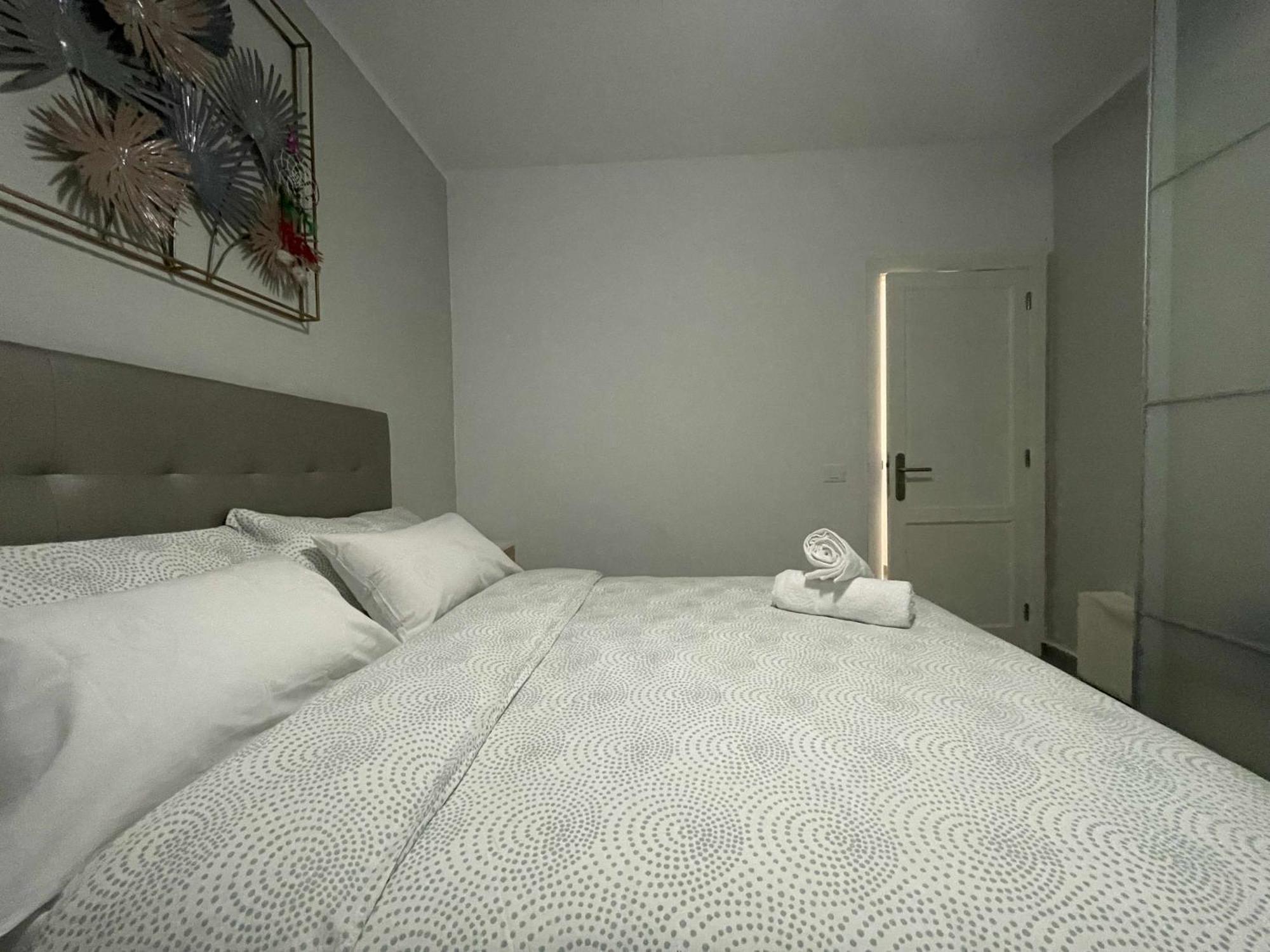 Markethome Bouganvilla 아데제 외부 사진