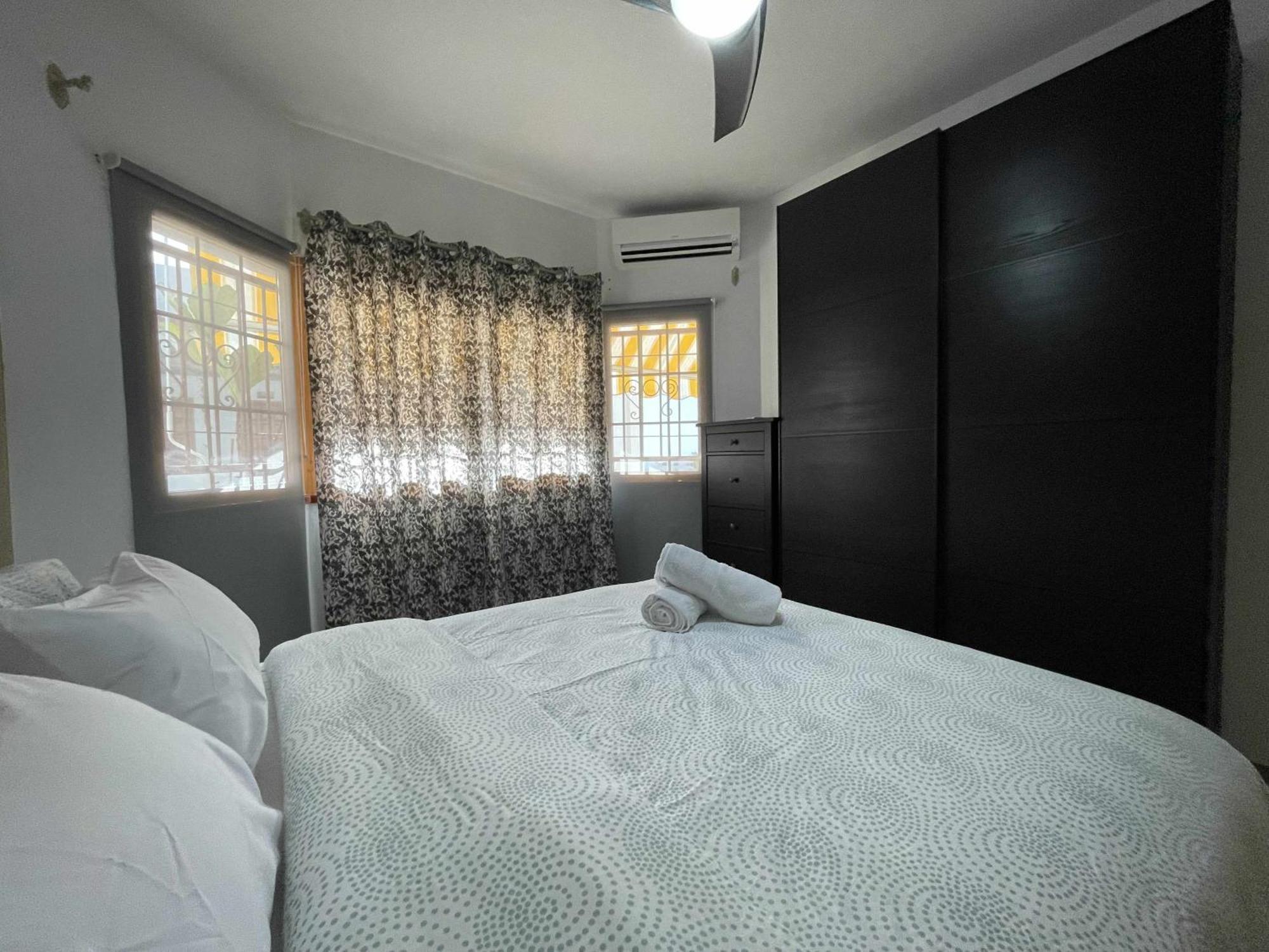 Markethome Bouganvilla 아데제 외부 사진