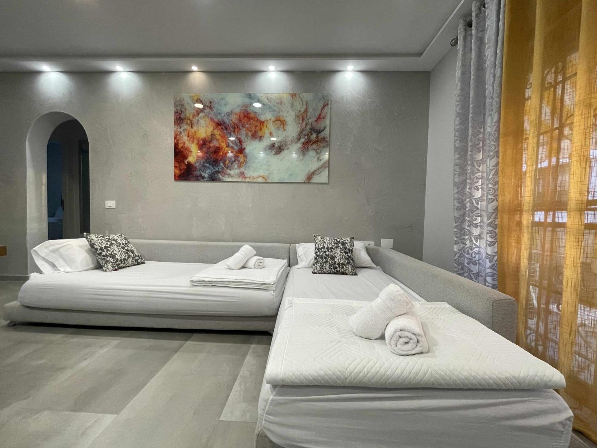 Markethome Bouganvilla 아데제 외부 사진